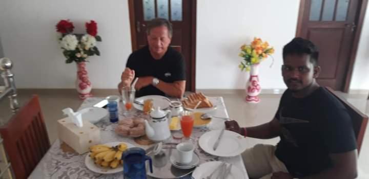 Rashmi Homestay Balapitiya Exteriör bild